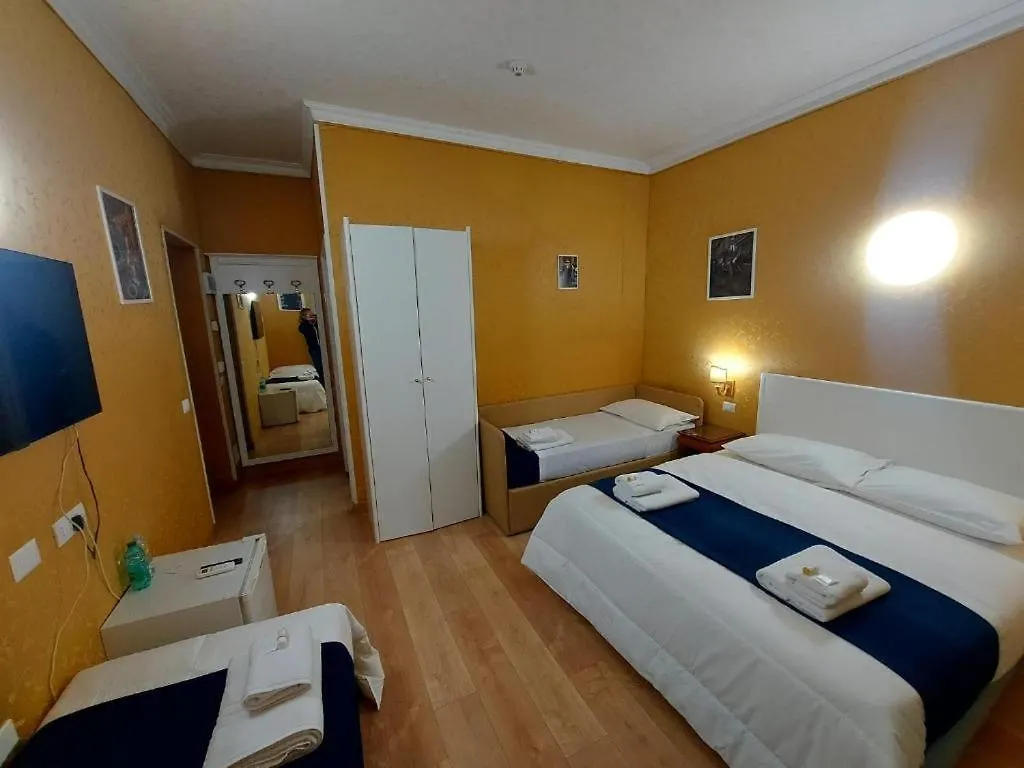 Hotel Positano Suite 2 Rome 2*,  Italy