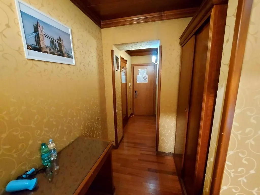 **  Hotel Positano Suite 2 Rome Italy